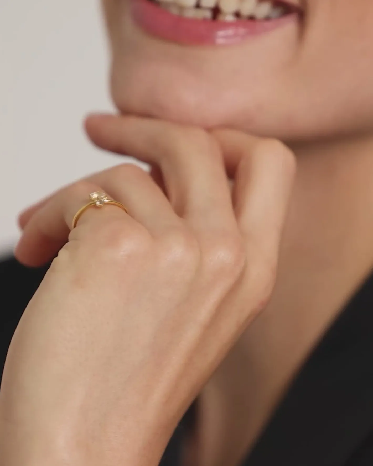 Flash Sale STILNEST Citrin & Grüner Saphir Joy Solitär Ring | 585 Gold