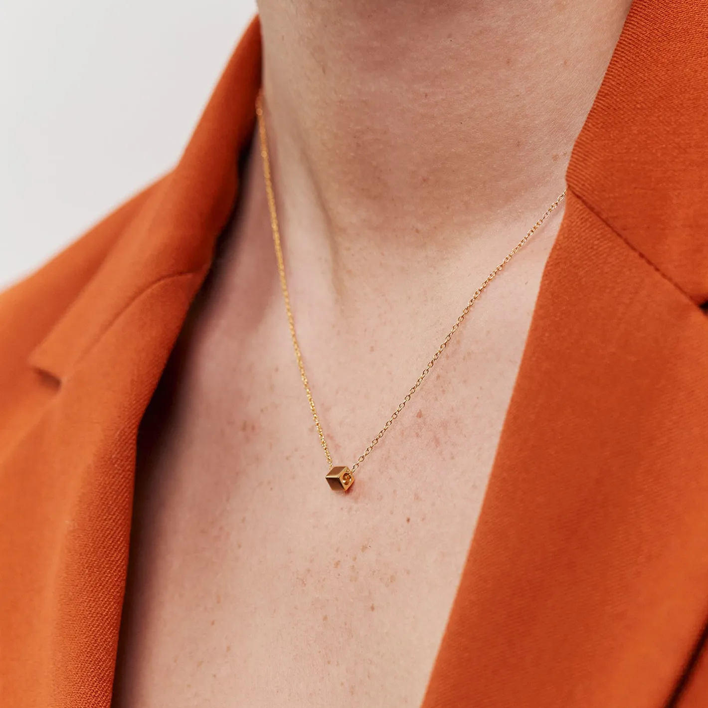 Best Sale STILNEST Cube mit Ankerkette | 585 Gold