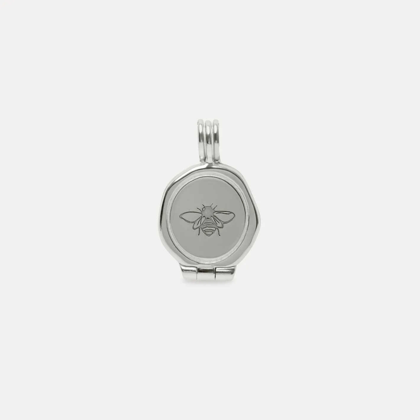 Flash Sale STILNEST Honey Bee Seal Medaillon Anhänger