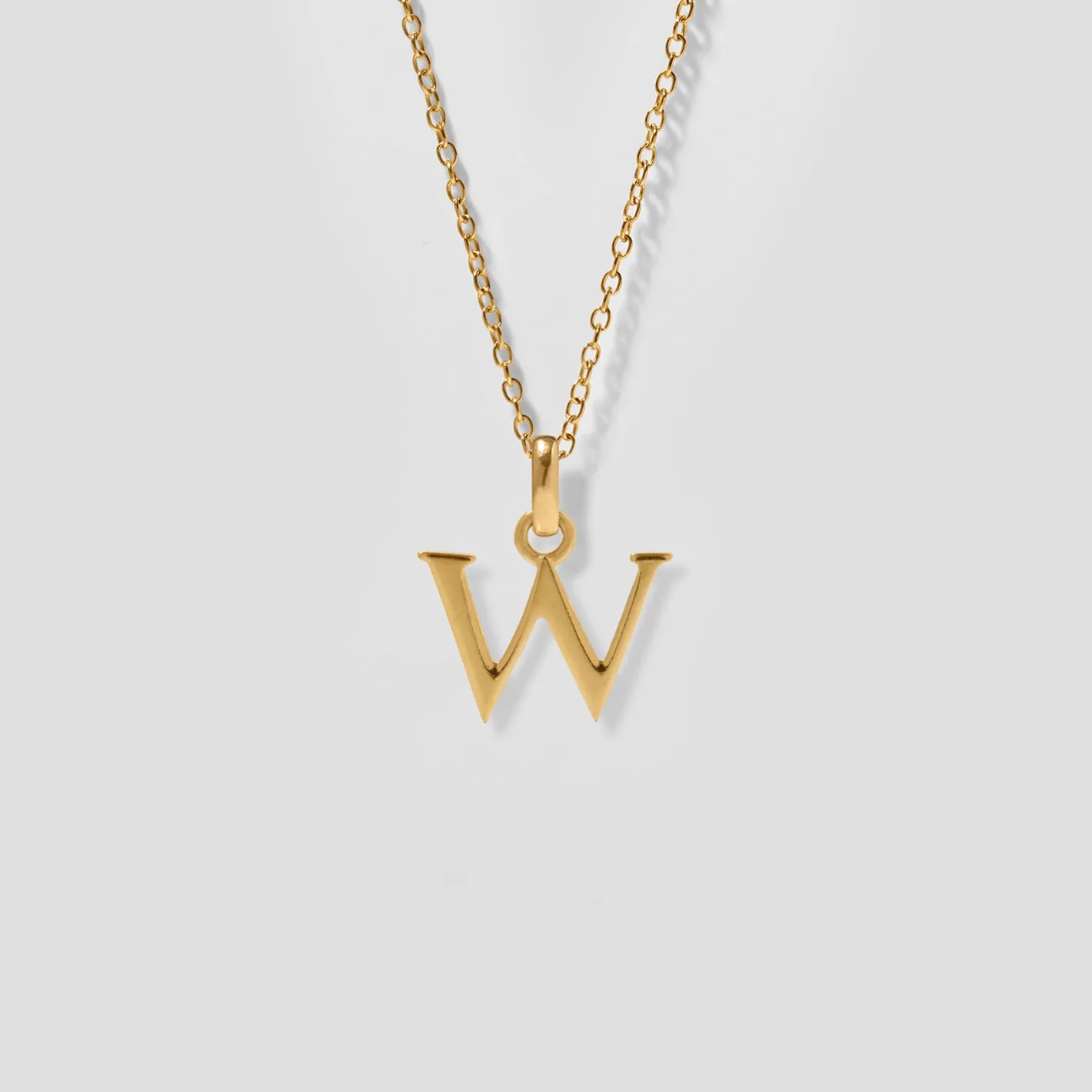 Shop STILNEST Initial mit Ankerkette 24k Gold Vermeil