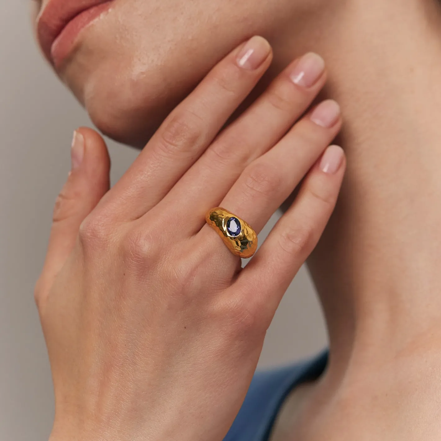 Hot STILNEST Iolith Violet Fizz Cocktail Ring | 585 Gold