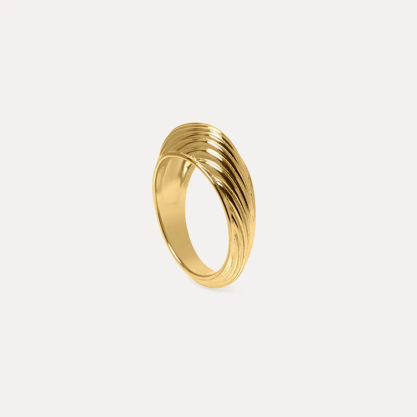 New STILNEST Ribbed Bombé Ring