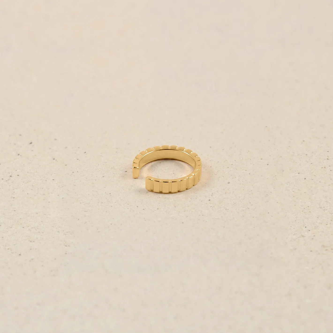 Best STILNEST Ridged Ear Cuff