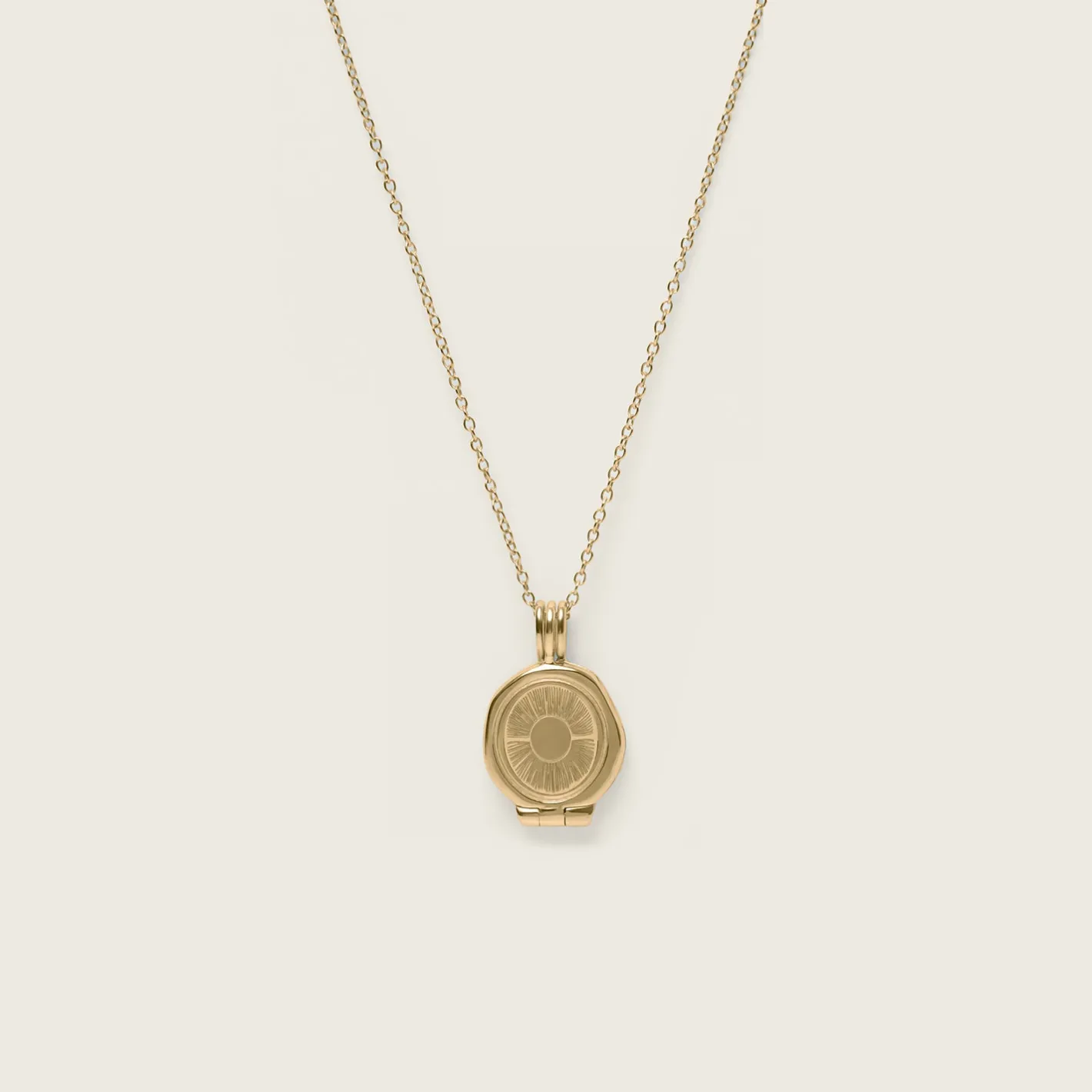 Cheap STILNEST Sun Seal Medaillon Kette | 585 Gold